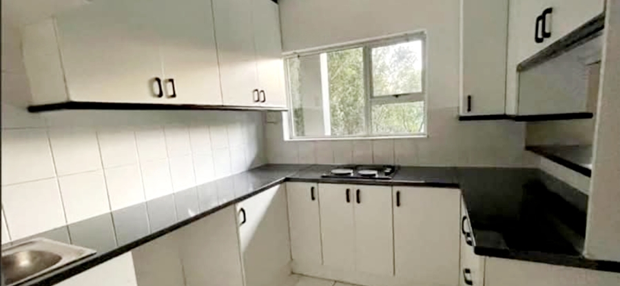 2 Bedroom Property for Sale in Southernwood Eastern Cape